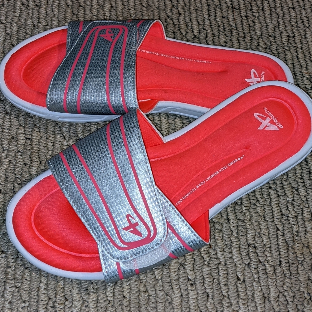 Women's Athletic Memory Foam Slides 7/8